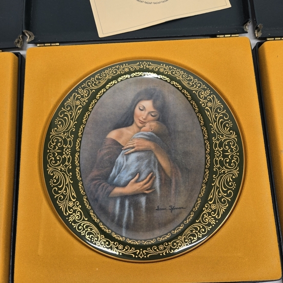 Pickard "Precious Moments" by Irene Spencer Decorative Plates Of 3 Vintage W Box - Picture 4 of 16
